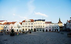 Hotel Slávie Pelhřimov